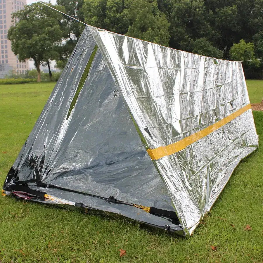Emergency Shelter Waterproof Thermal Blanket Survival Kit - JustUsRacers